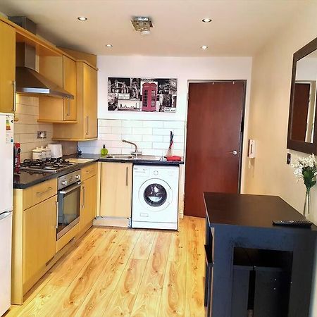 Comfortable Studio Flat Near Central לונדון מראה חיצוני תמונה
