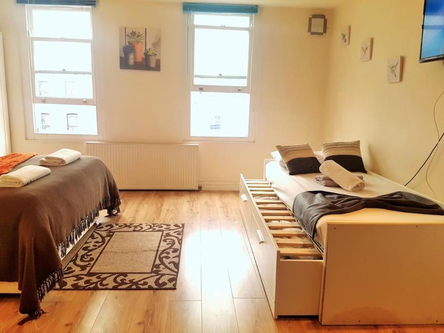 Comfortable Studio Flat Near Central לונדון מראה חיצוני תמונה