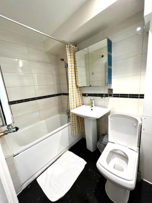 Comfortable Studio Flat Near Central לונדון מראה חיצוני תמונה