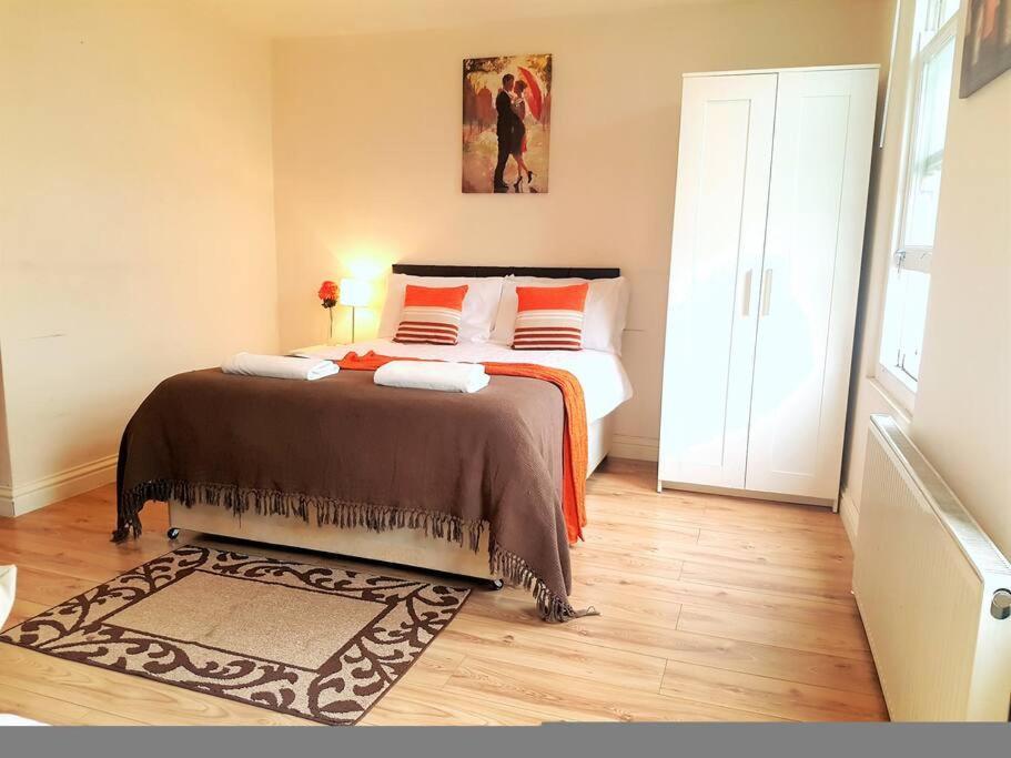 Comfortable Studio Flat Near Central לונדון מראה חיצוני תמונה