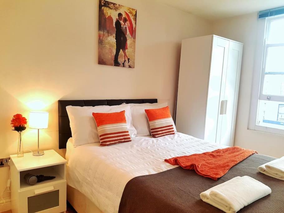 Comfortable Studio Flat Near Central לונדון מראה חיצוני תמונה